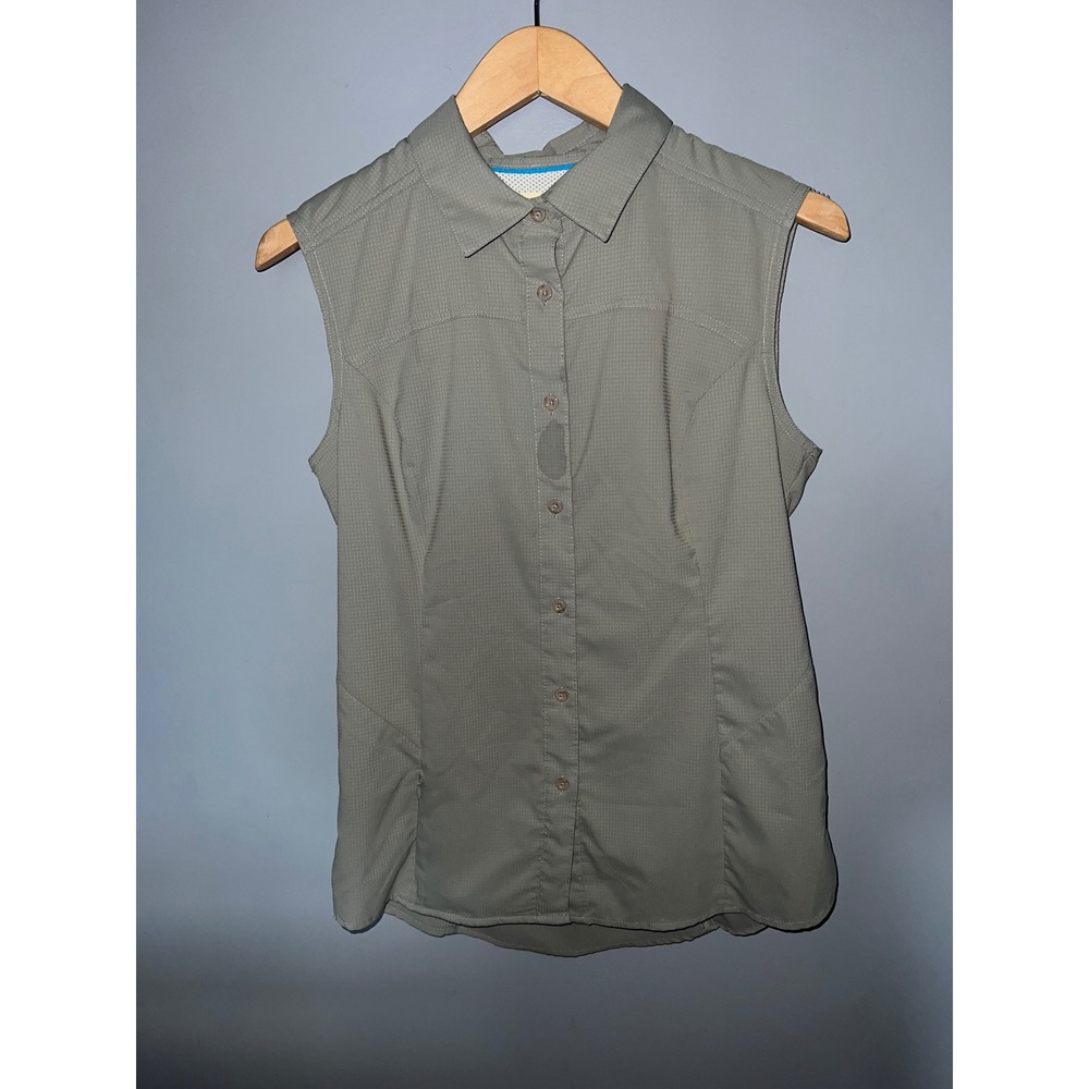 Magellan Outdoors Fish Gear Womens Medium Sage Green Sleeveless Fishing Shirt